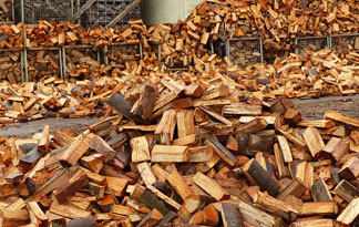 Bild: Holzheizung Scheitholz